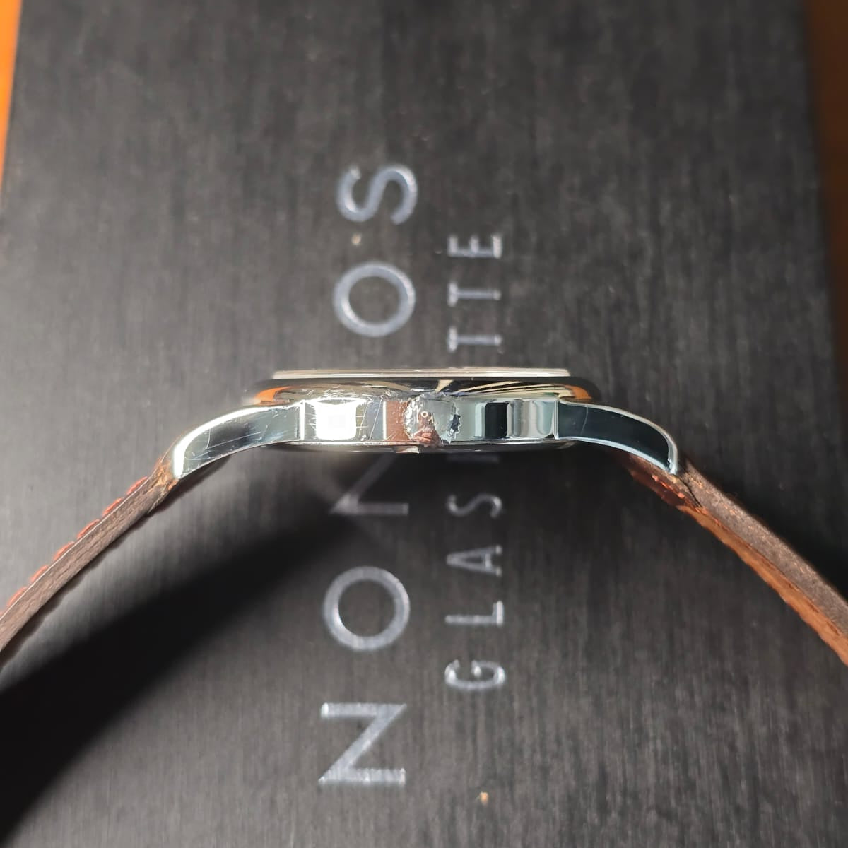 Nomos Club (Consignación)