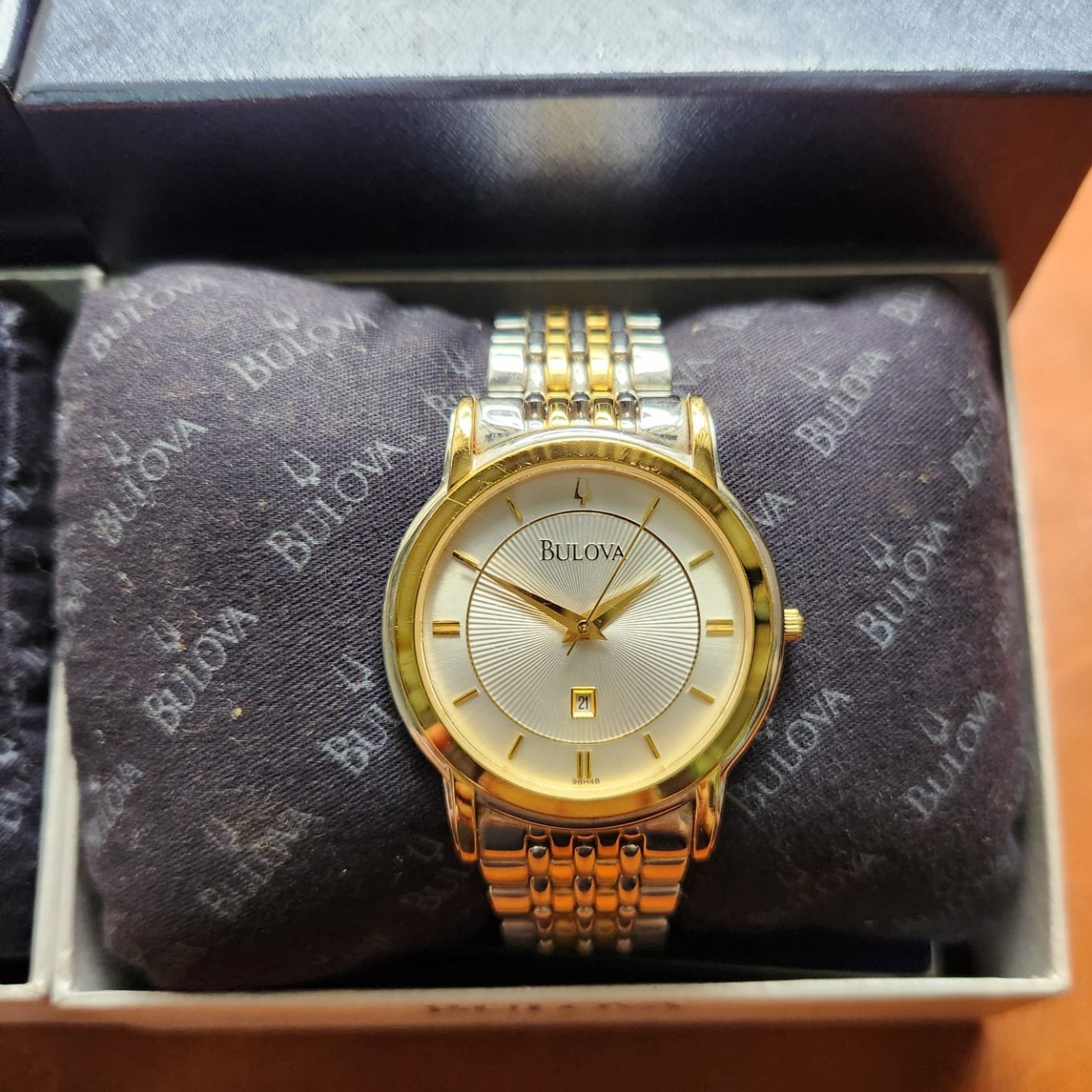 Bulova Dress 98H48 y 98V29